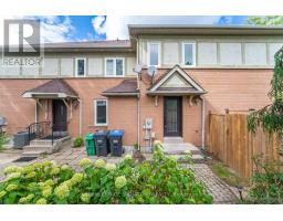 17 QUAIL FEATHER CRESCENT, Brampton, Ontario