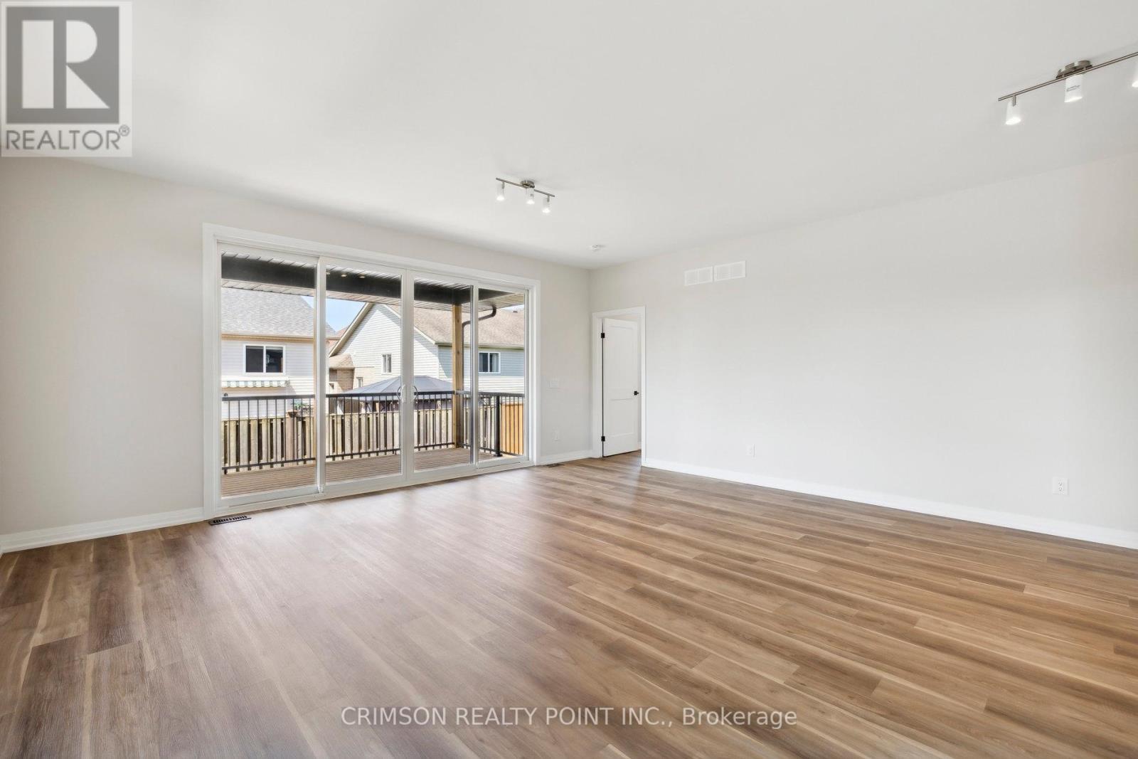 1 - 300 Richmond Street, Thorold, Ontario  L2V 5B9 - Photo 18 - X12366016