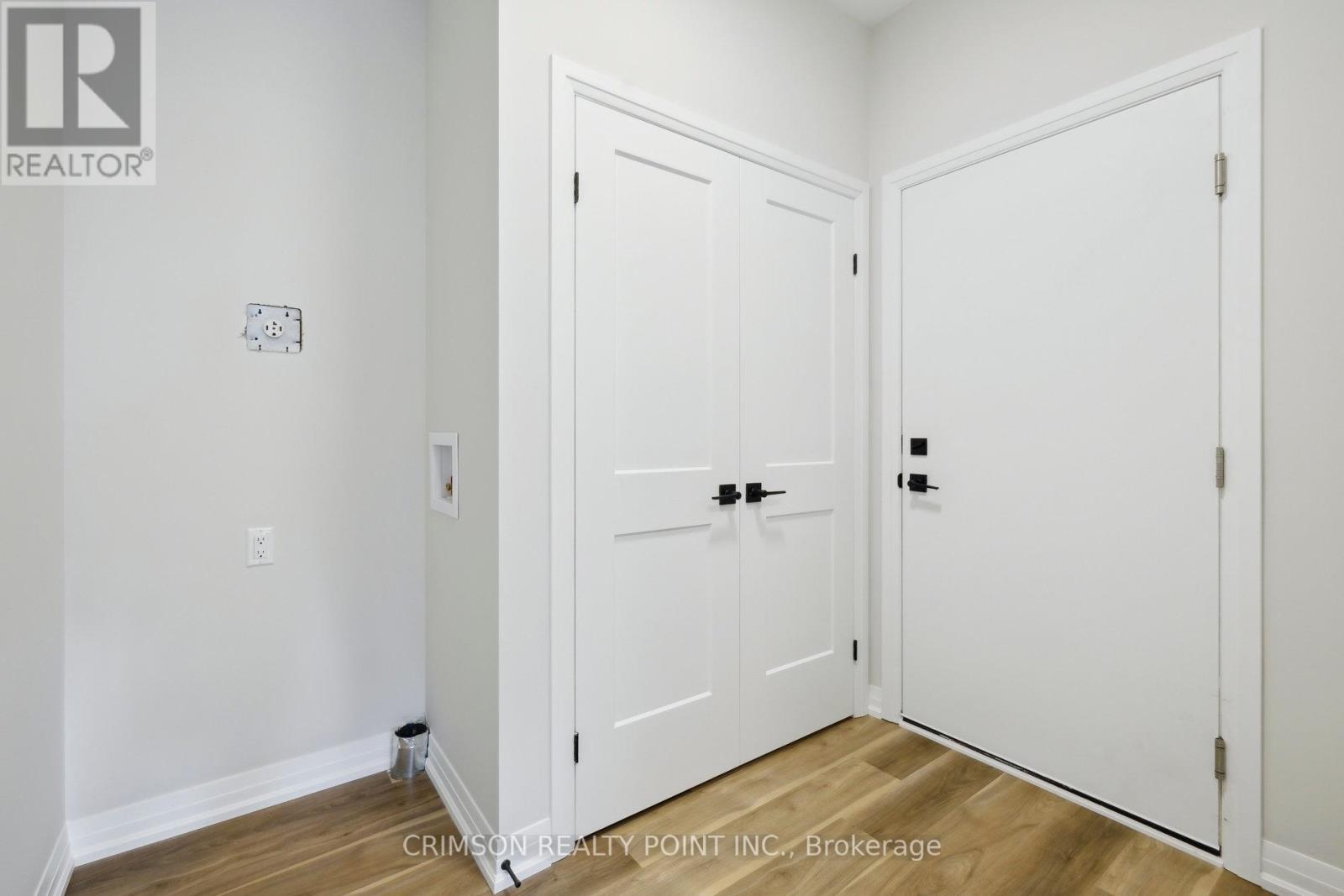 1 - 300 Richmond Street, Thorold, Ontario  L2V 5B9 - Photo 6 - X12366016