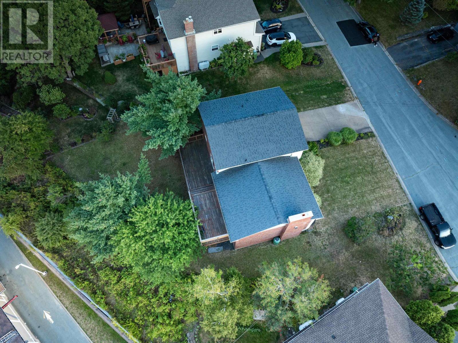 11 Laurentian Drive, Halifax, Nova Scotia  B3M 3G2 - Photo 41 - 202521688