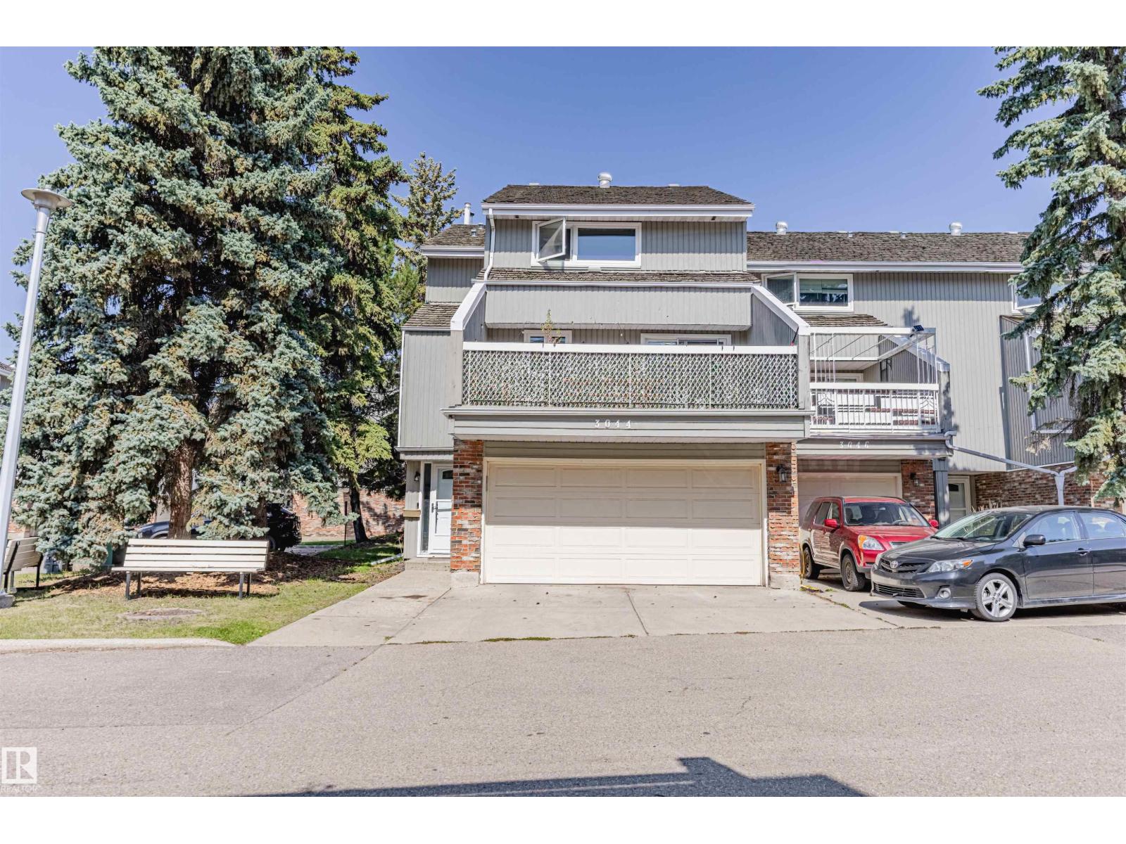 3044 108 St Nw, Edmonton, Alberta  T6J 3S6 - Photo 1 - E4454810