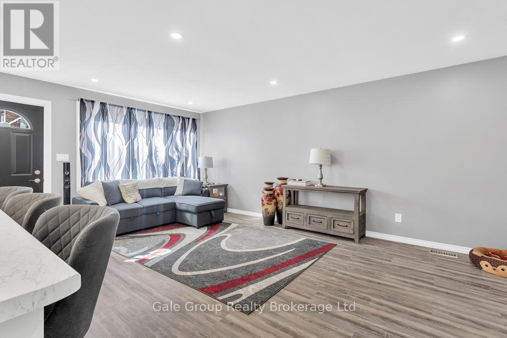 79 St Anthony Street, Chatham-Kent, Ontario  N7M 3Y2 - Photo 7 - X12366110