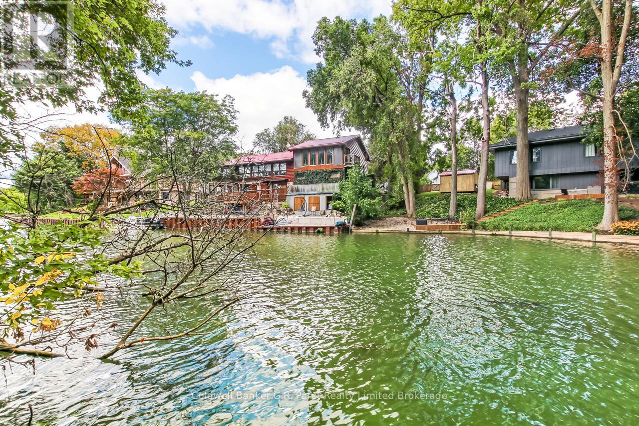 7 & 9 Lisgar Court, Tillsonburg, Ontario  N4G 1N6 - Photo 31 - X12366135