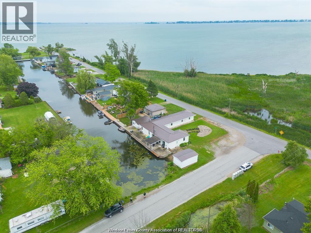 83 Brock Street, Chatham-Kent, Ontario  N0P 1A0 - Photo 4 - 25021669