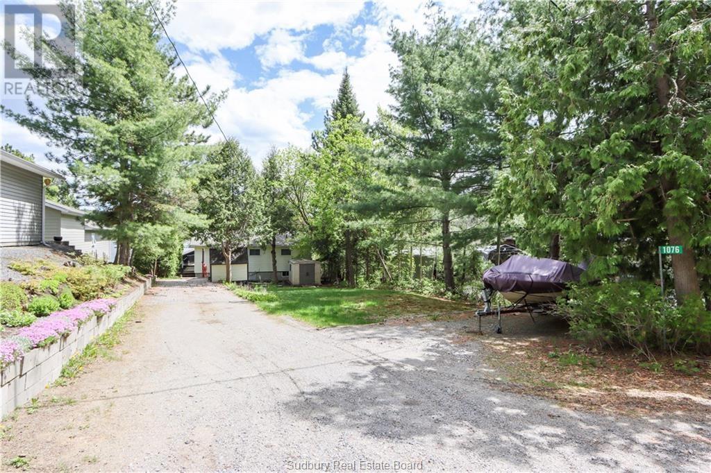 1076 Moxam Landing Road, Sudbury, Ontario  P3Y 1H9 - Photo 3 - 2124344