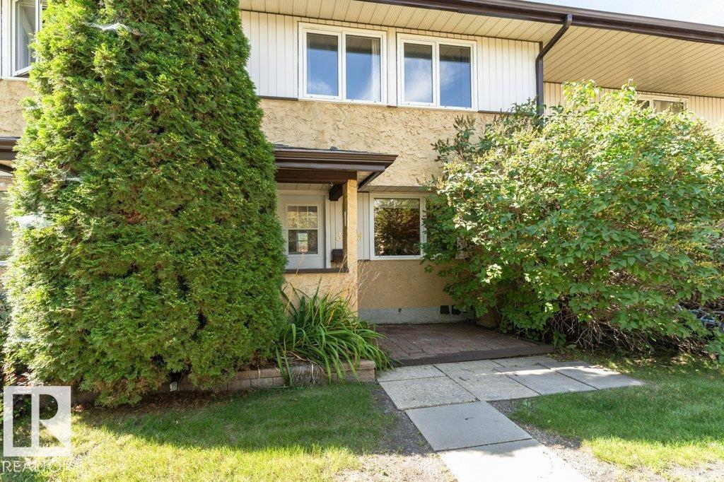 3299 139 Av Nw, Edmonton, Alberta  T5Y 1T2 - Photo 1 - E4454816
