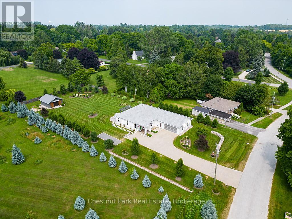 125 Fulton Street, Blue Mountains, Ontario  N0H 1J0 - Photo 43 - X12294450