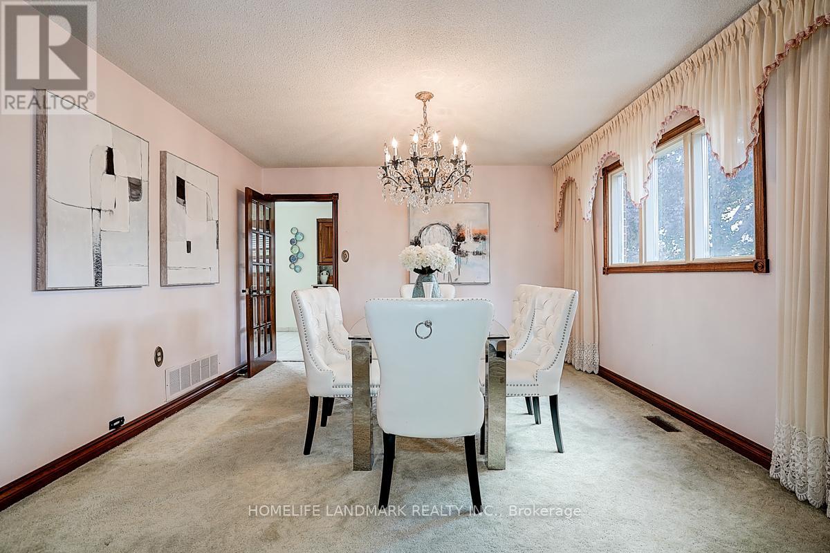 61 Ellenhall Square, Toronto, Ontario  M1W 3B1 - Photo 10 - E12366073