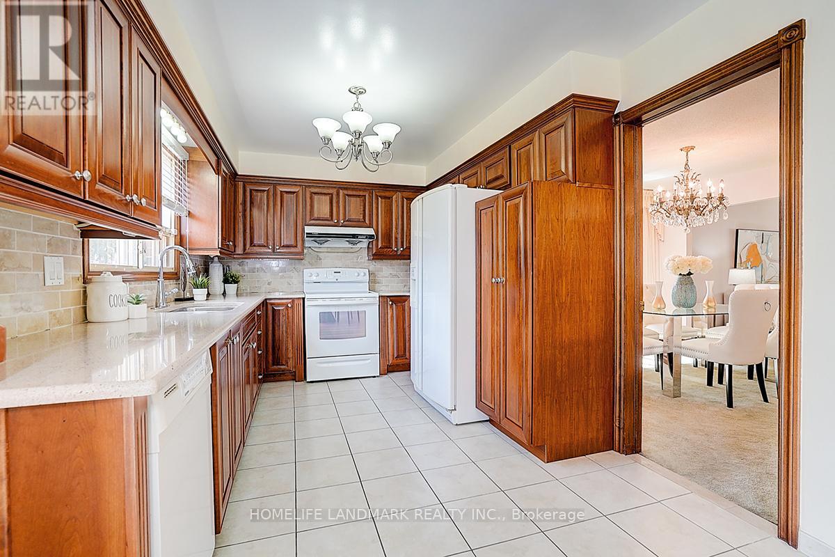 61 Ellenhall Square, Toronto, Ontario  M1W 3B1 - Photo 16 - E12366073