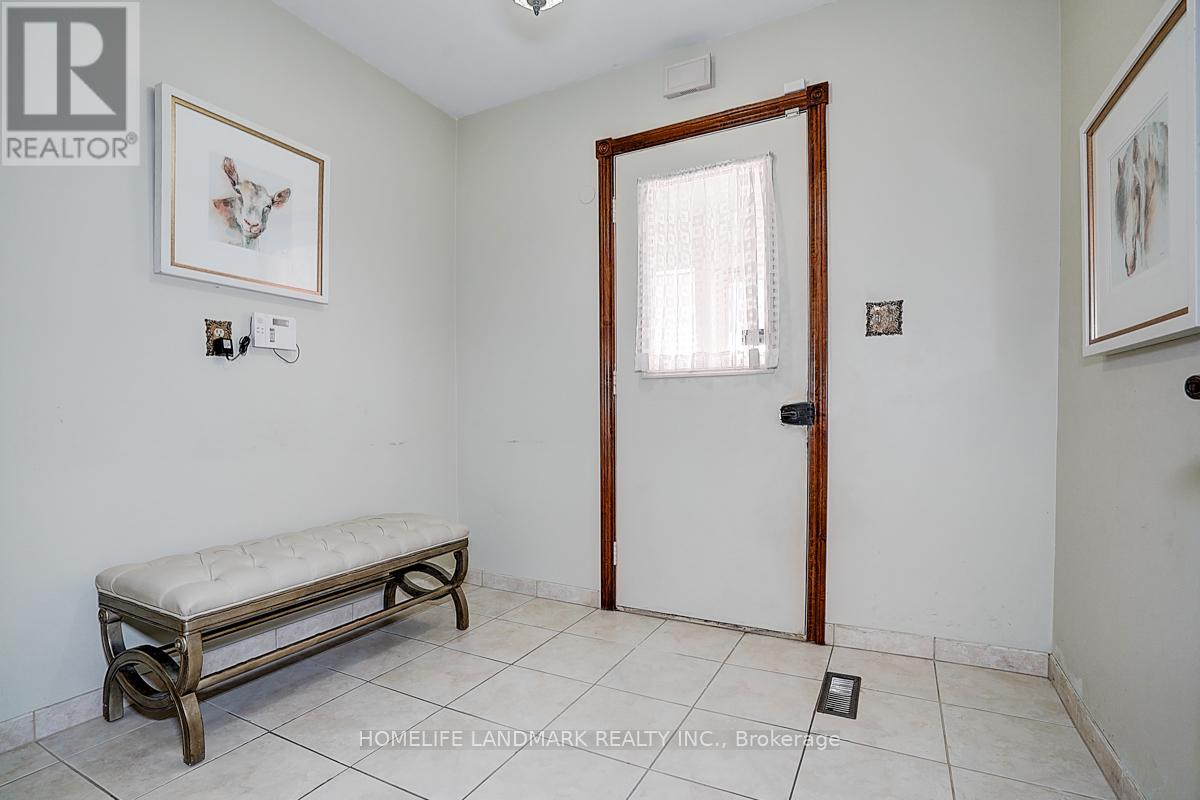 61 Ellenhall Square, Toronto, Ontario  M1W 3B1 - Photo 18 - E12366073