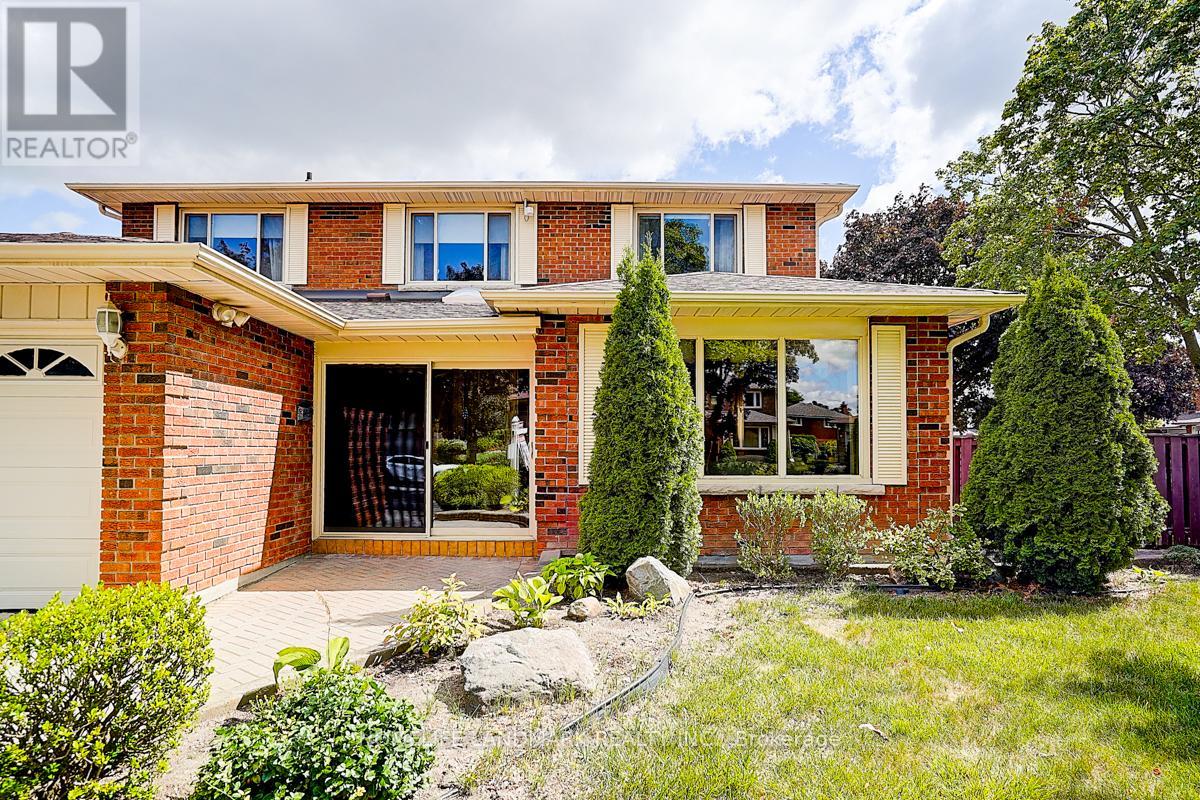 61 Ellenhall Square, Toronto, Ontario  M1W 3B1 - Photo 2 - E12366073