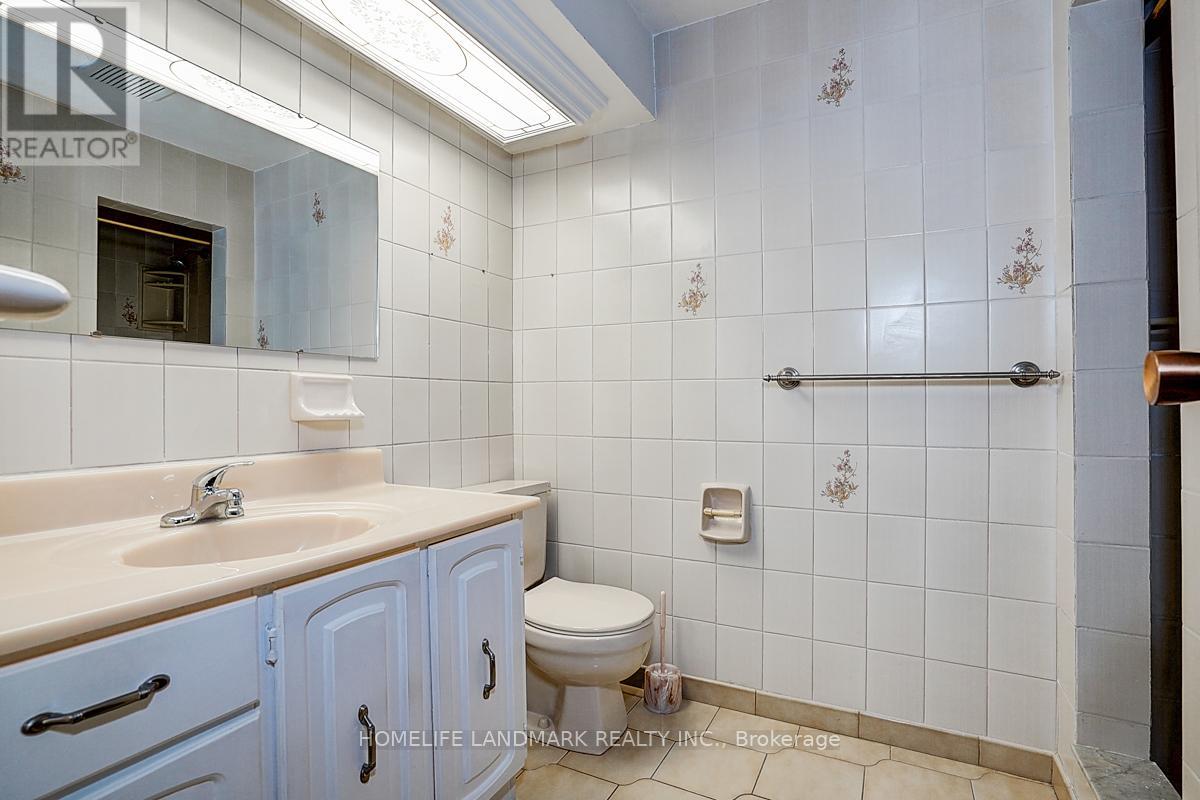 61 Ellenhall Square, Toronto, Ontario  M1W 3B1 - Photo 36 - E12366073