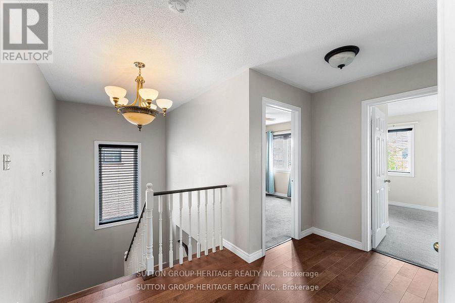 34 Ball Crescent, Whitby, Ontario  L1P 1W6 - Photo 17 - E12366143