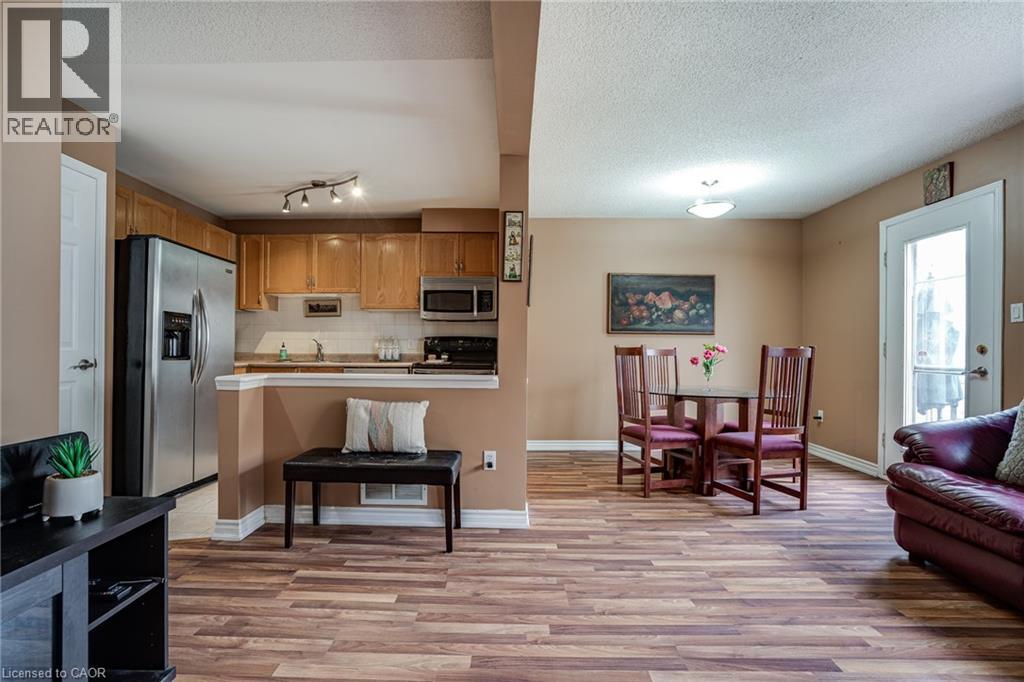 1809 Upper Wentworth Street Unit# 11, Hamilton, Ontario  L9B 2R9 - Photo 10 - 40763847