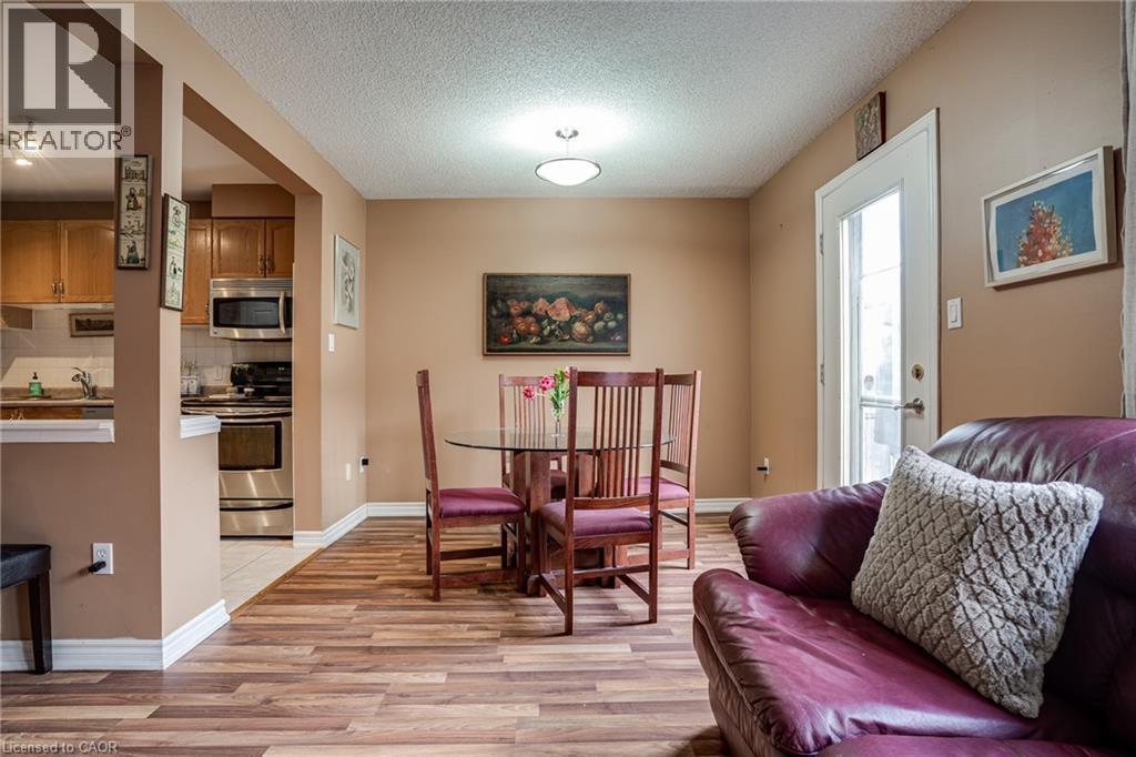 1809 Upper Wentworth Street Unit# 11, Hamilton, Ontario  L9B 2R9 - Photo 11 - 40763847