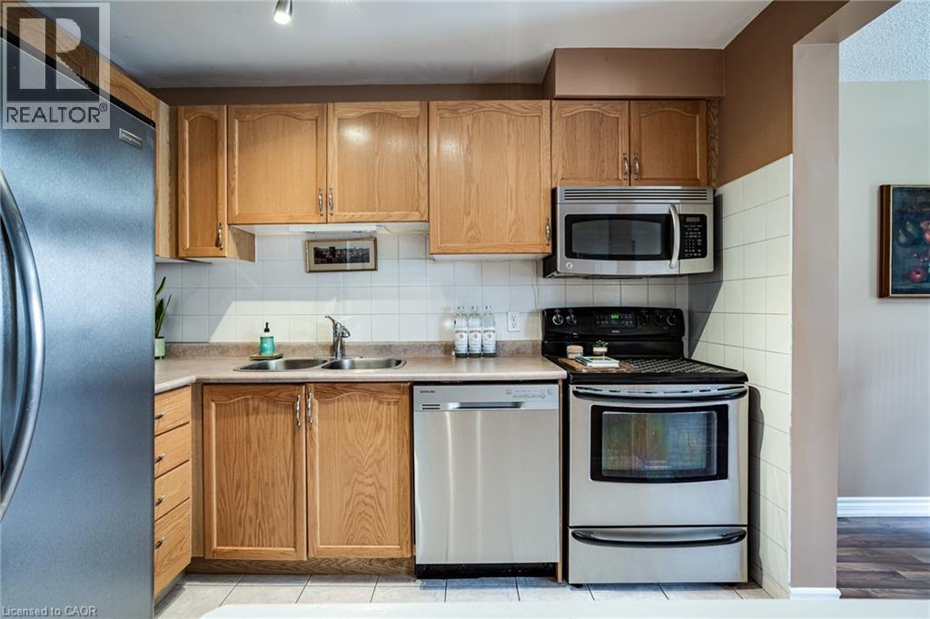 1809 Upper Wentworth Street Unit# 11, Hamilton, Ontario  L9B 2R9 - Photo 14 - 40763847