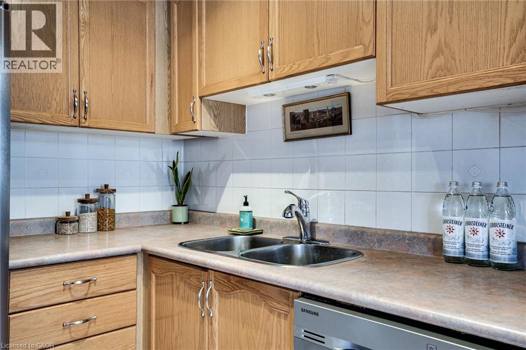 1809 Upper Wentworth Street Unit# 11, Hamilton, Ontario  L9B 2R9 - Photo 16 - 40763847