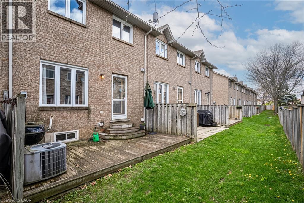 1809 Upper Wentworth Street Unit# 11, Hamilton, Ontario  L9B 2R9 - Photo 34 - 40763847