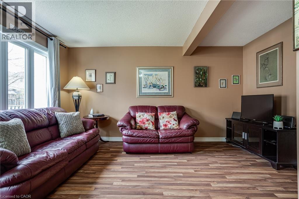 1809 Upper Wentworth Street Unit# 11, Hamilton, Ontario  L9B 2R9 - Photo 4 - 40763847