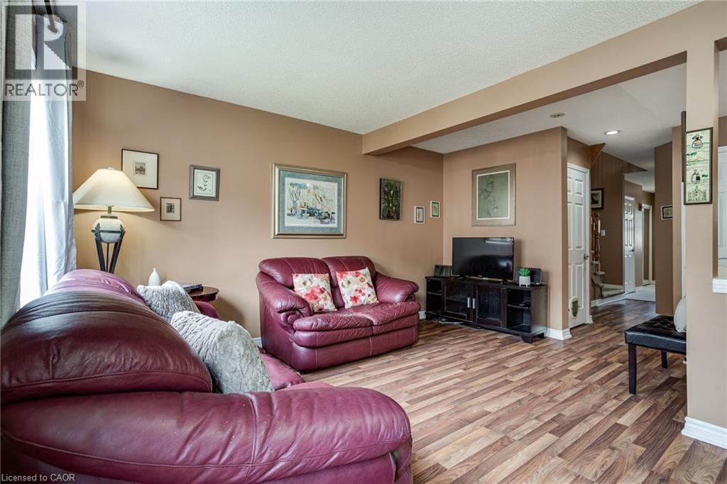 1809 Upper Wentworth Street Unit# 11, Hamilton, Ontario  L9B 2R9 - Photo 5 - 40763847