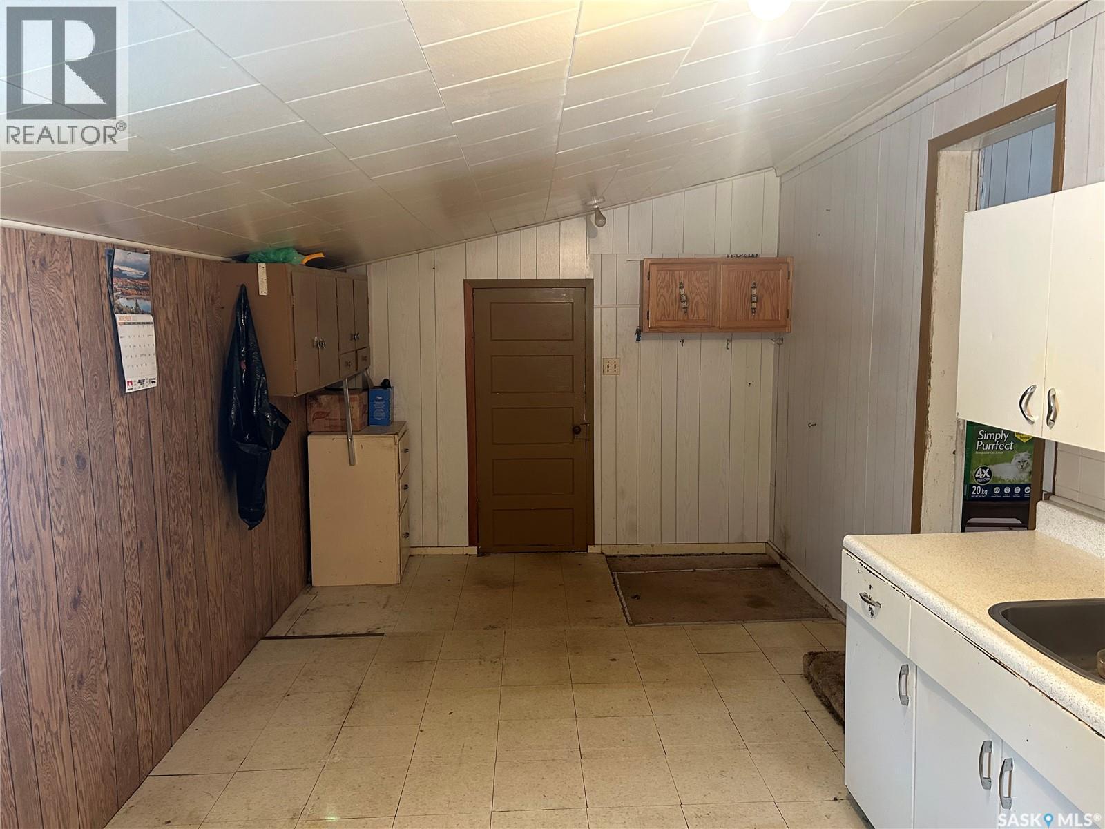 802 Athabaska Avenue, Grenfell, Saskatchewan  S0G 2B0 - Photo 22 - SK990315