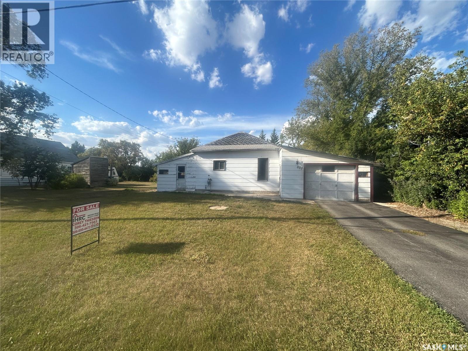 802 Athabaska Avenue, Grenfell, Saskatchewan  S0G 2B0 - Photo 2 - SK990315