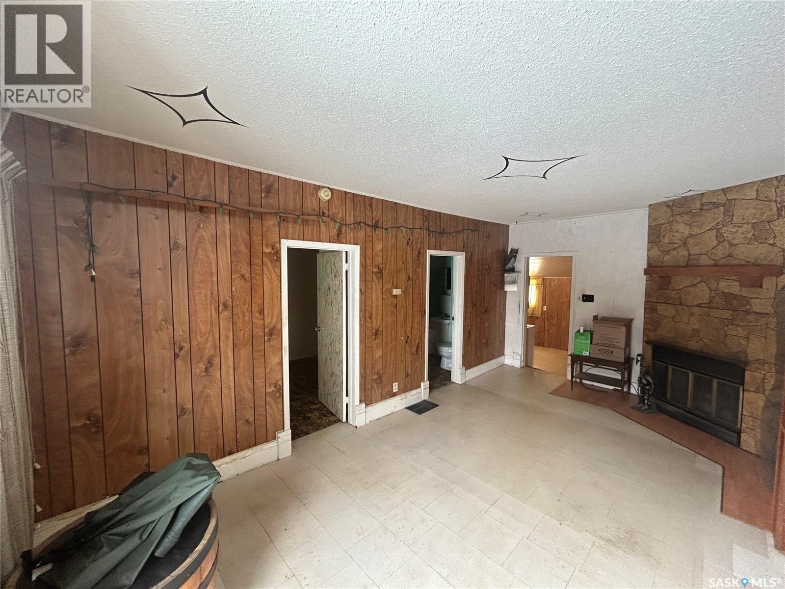 802 Athabaska Avenue, Grenfell, Saskatchewan  S0G 2B0 - Photo 15 - SK990315