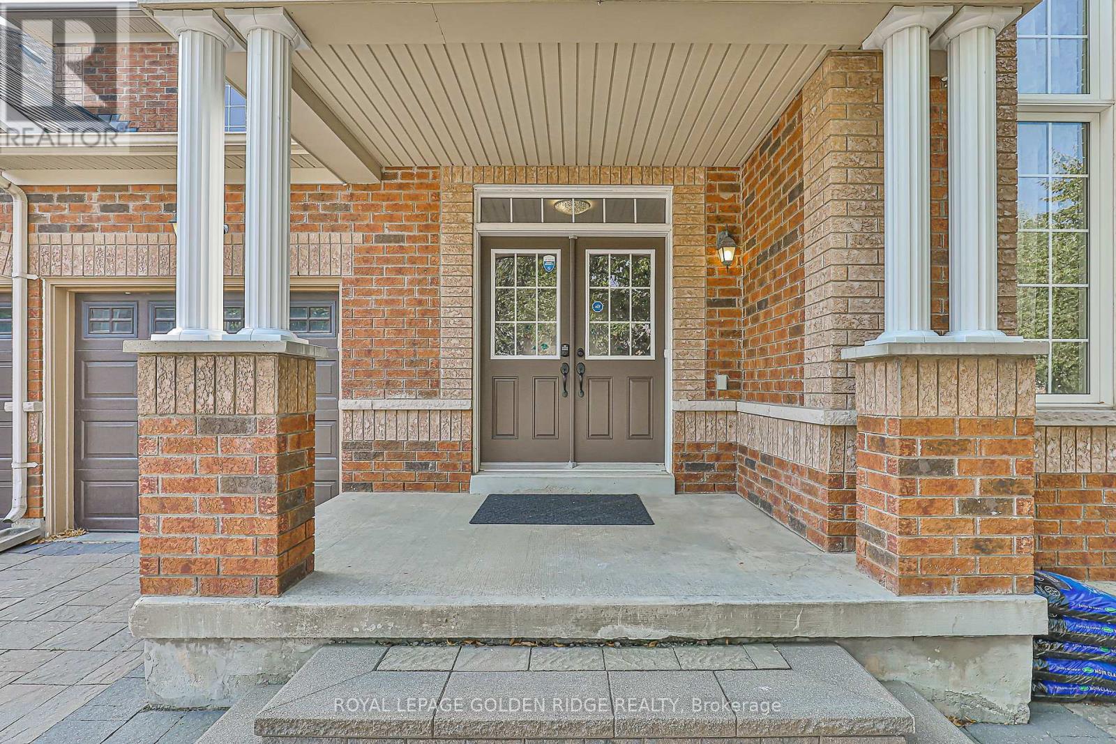 12 Golden Meadow Drive, Markham, Ontario  L6E 1V8 - Photo 2 - N12366117