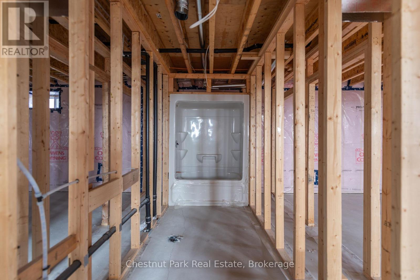 452 Surrey Drive, North Bay, Ontario  P1C 1E7 - Photo 16 - X12366181