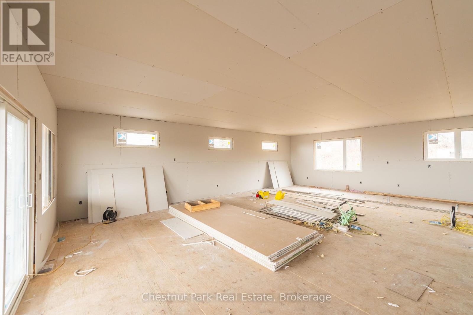 452 Surrey Drive, North Bay, Ontario  P1C 1E7 - Photo 32 - X12366181