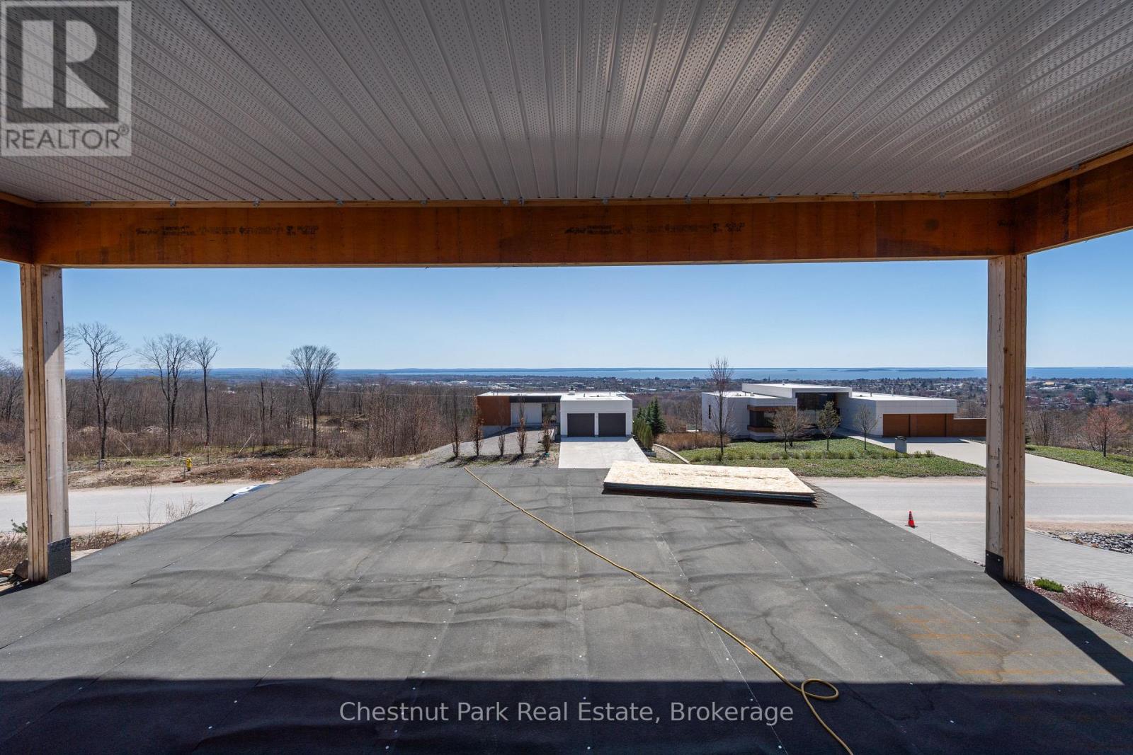 452 Surrey Drive, North Bay, Ontario  P1C 1E7 - Photo 6 - X12366181