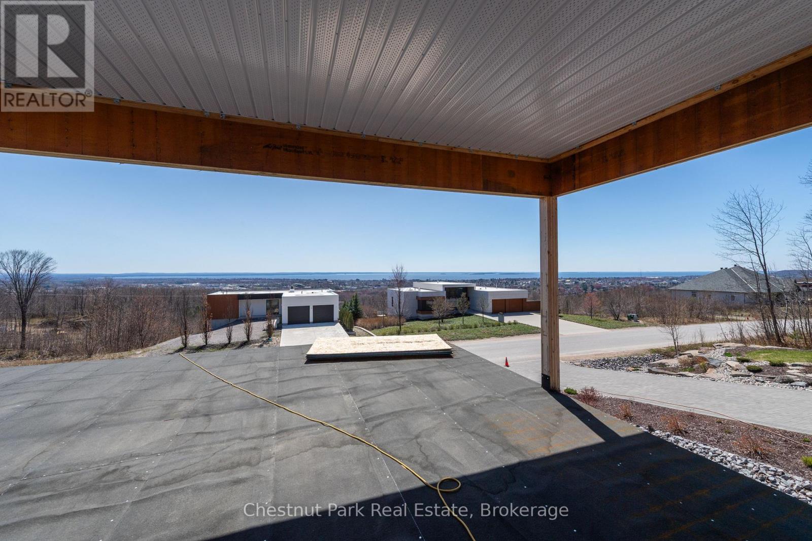 452 Surrey Drive, North Bay, Ontario  P1C 1E7 - Photo 8 - X12366181