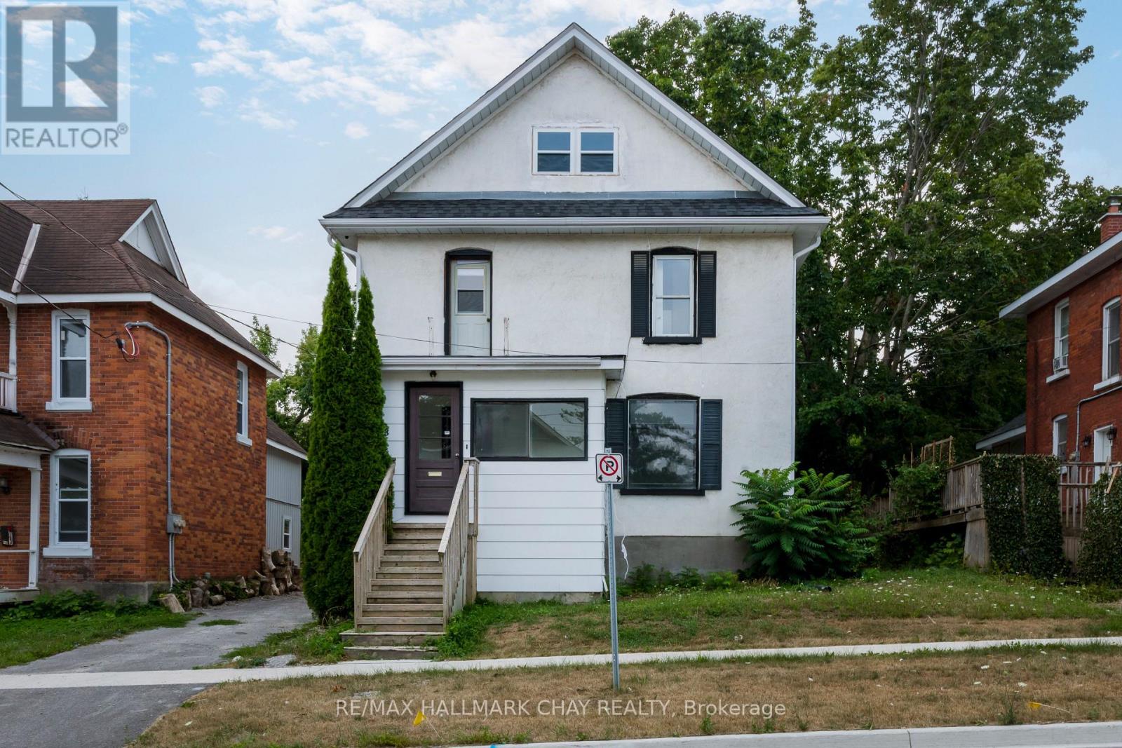 223 Laclie Street, Orillia, Ontario  L3V 4N5 - Photo 1 - S12366114
