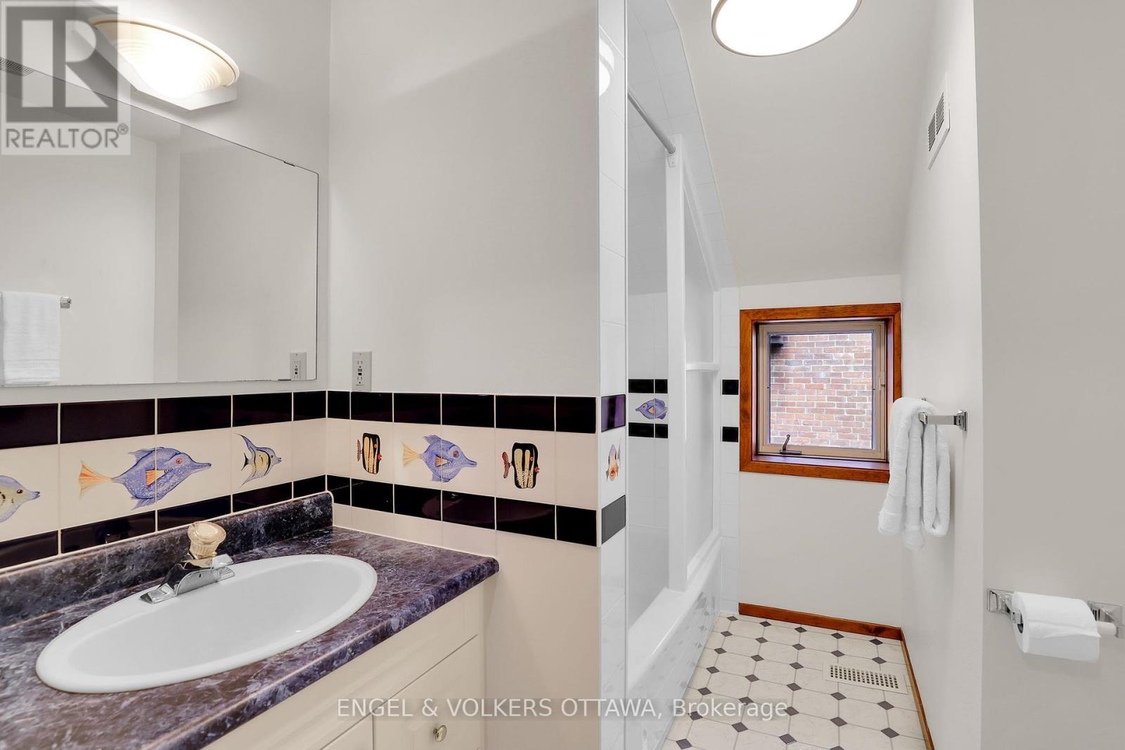 190 John Street N, Arnprior, Ontario  K7S 2N9 - Photo 25 - X12366205