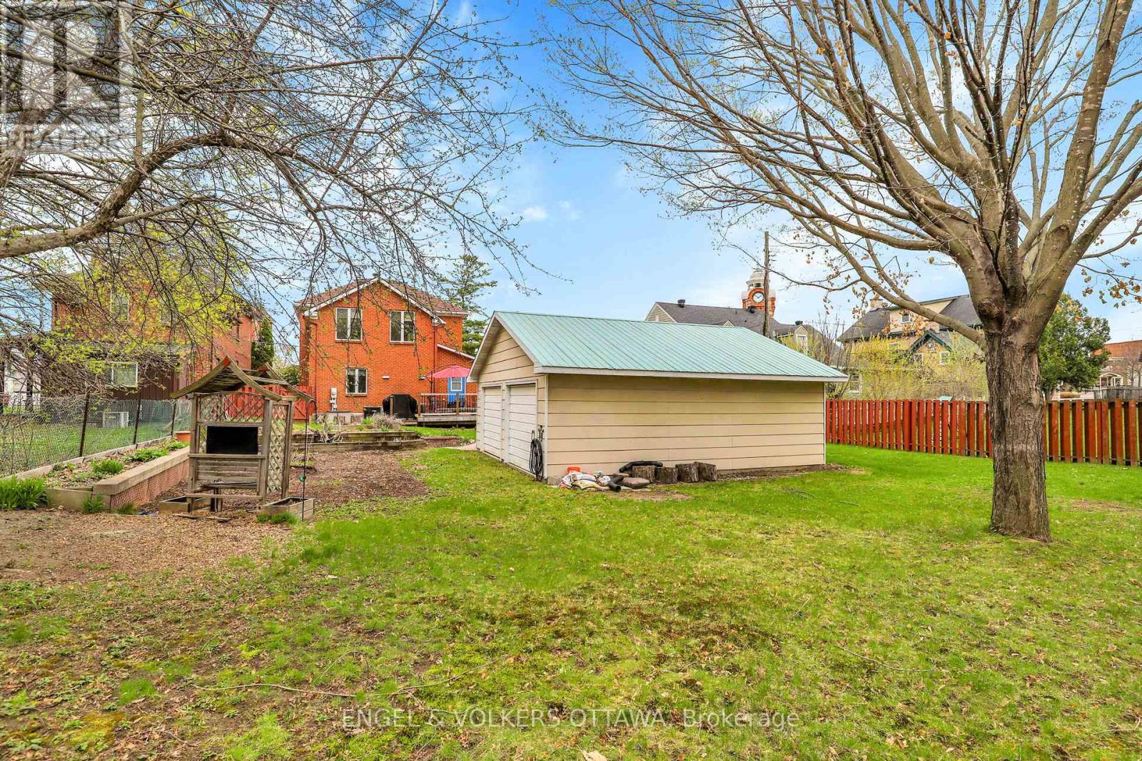 190 John Street N, Arnprior, Ontario  K7S 2N9 - Photo 41 - X12366205