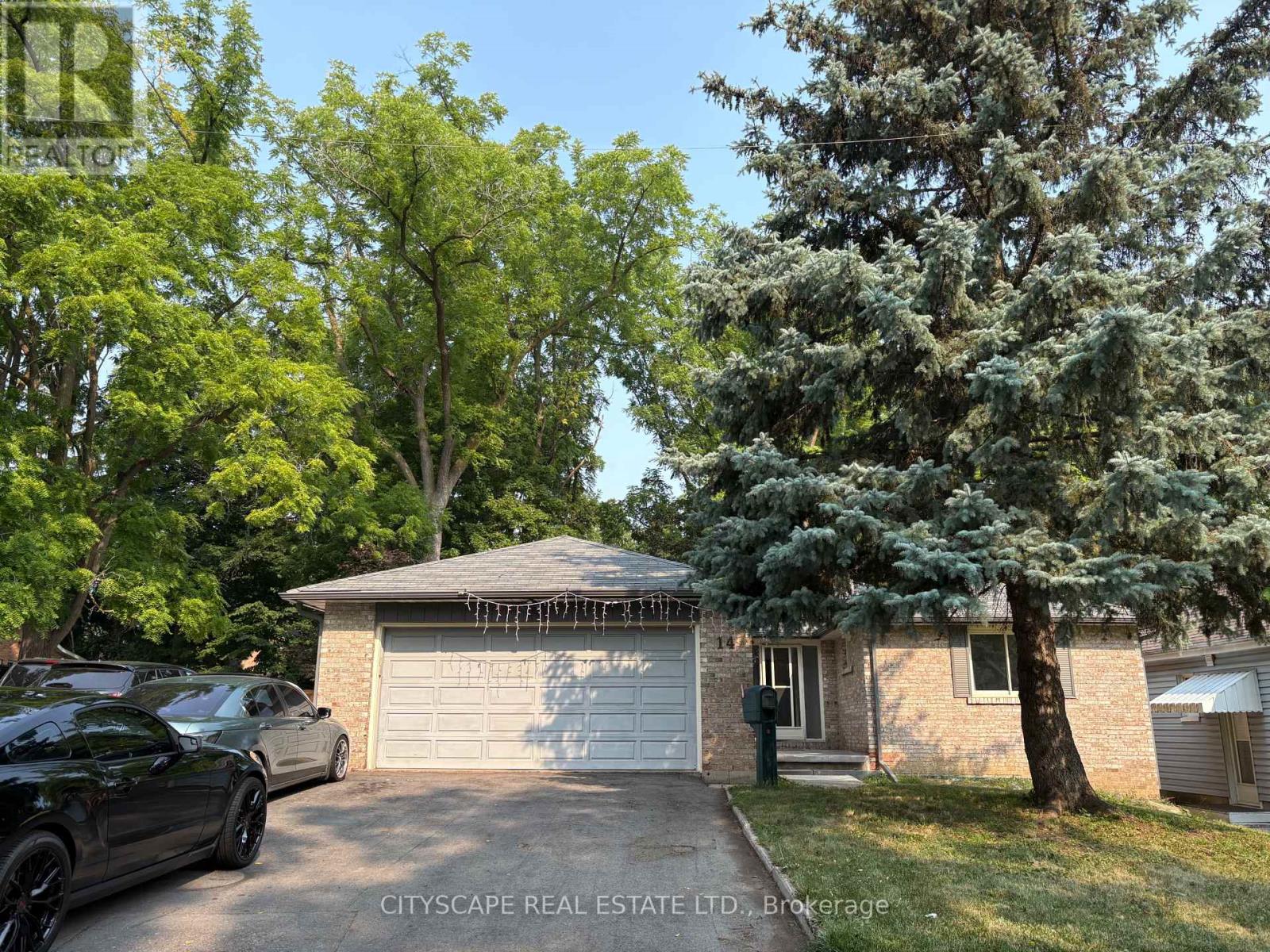 UPPER UNIT ONLY - 14 GUEST STREET, Brampton, Ontario