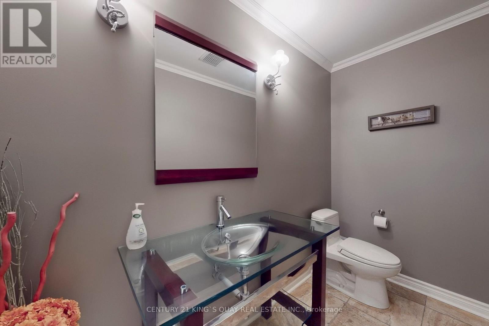 110 Crawford Crescent, Milton (Campbellville), Ontario  L0P 1B0 - Photo 20 - W12366052