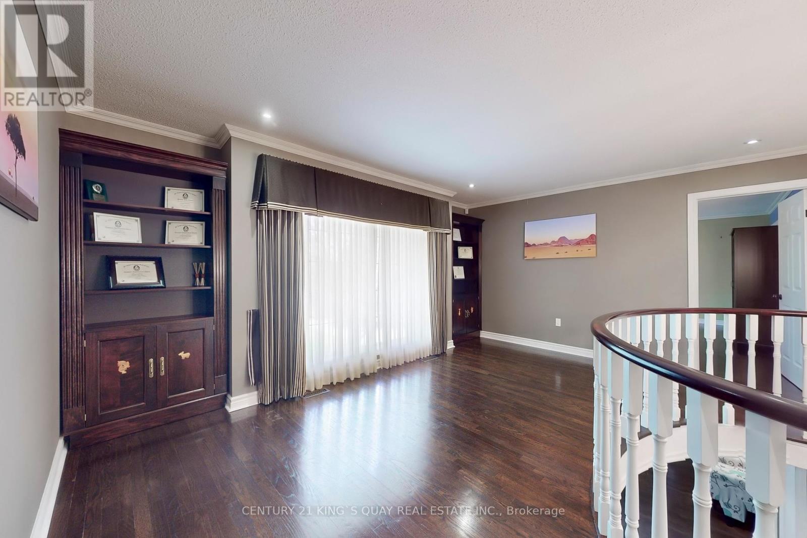 110 Crawford Crescent, Milton (Campbellville), Ontario  L0P 1B0 - Photo 23 - W12366052