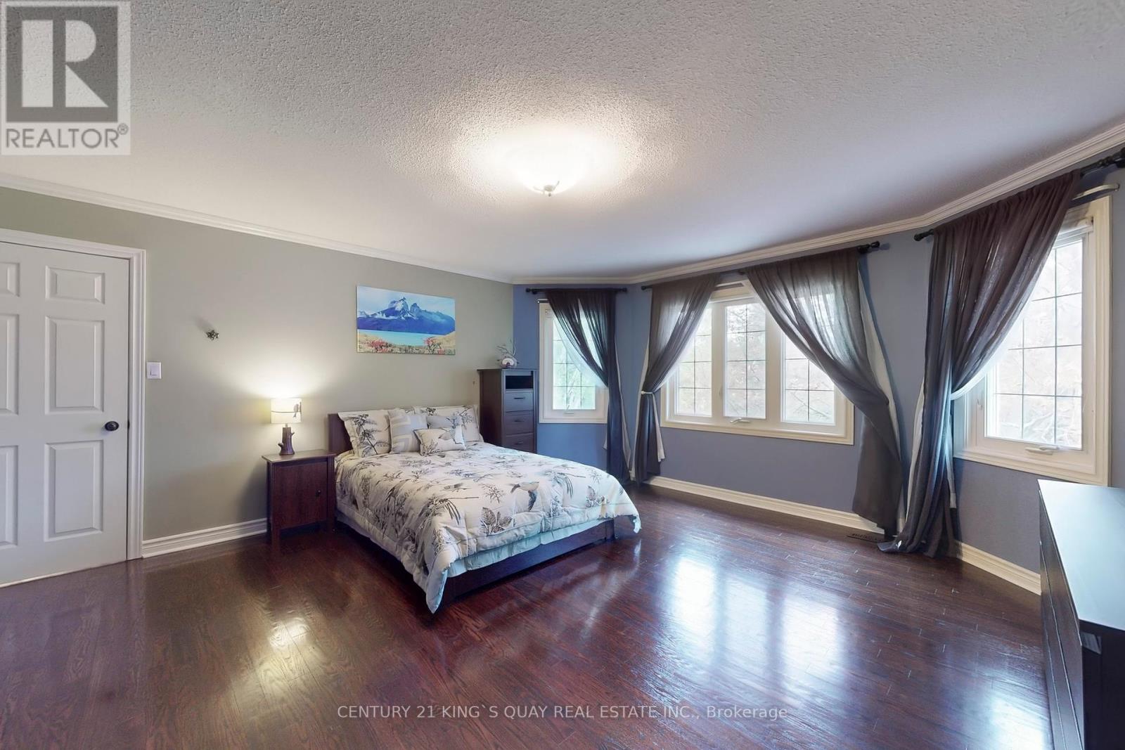 110 Crawford Crescent, Milton (Campbellville), Ontario  L0P 1B0 - Photo 29 - W12366052