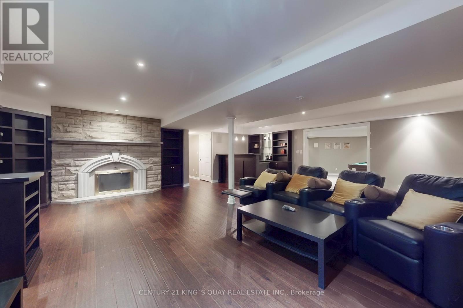 110 Crawford Crescent, Milton (Campbellville), Ontario  L0P 1B0 - Photo 38 - W12366052