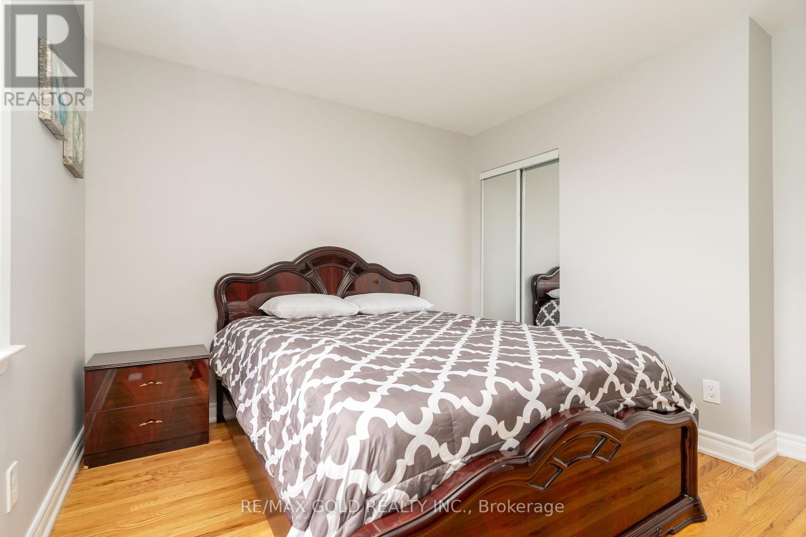 66 Danesbury Crescent, Brampton, Ontario  L6T 1T3 - Photo 32 - W12366080