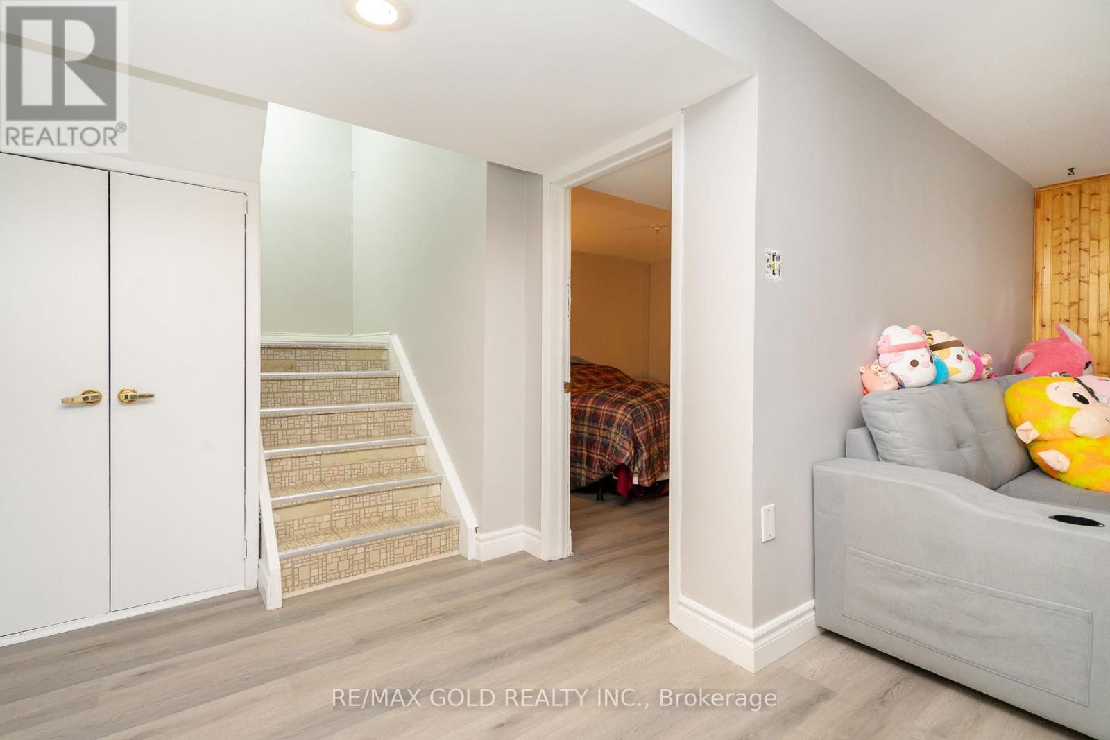 66 Danesbury Crescent, Brampton, Ontario  L6T 1T3 - Photo 33 - W12366080