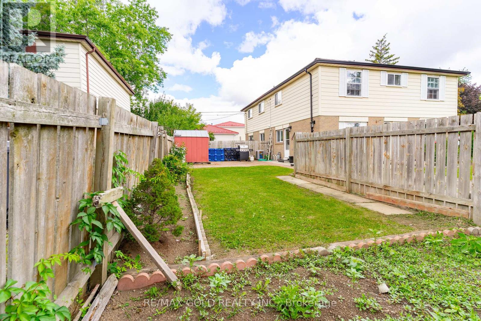 66 Danesbury Crescent, Brampton, Ontario  L6T 1T3 - Photo 43 - W12366080