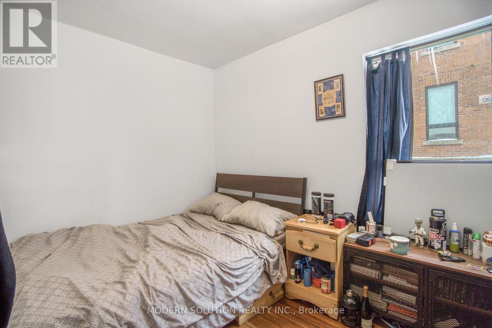 2 Rockwell Avenue, Toronto, Ontario  M6N 1N3 - Photo 25 - W12366109