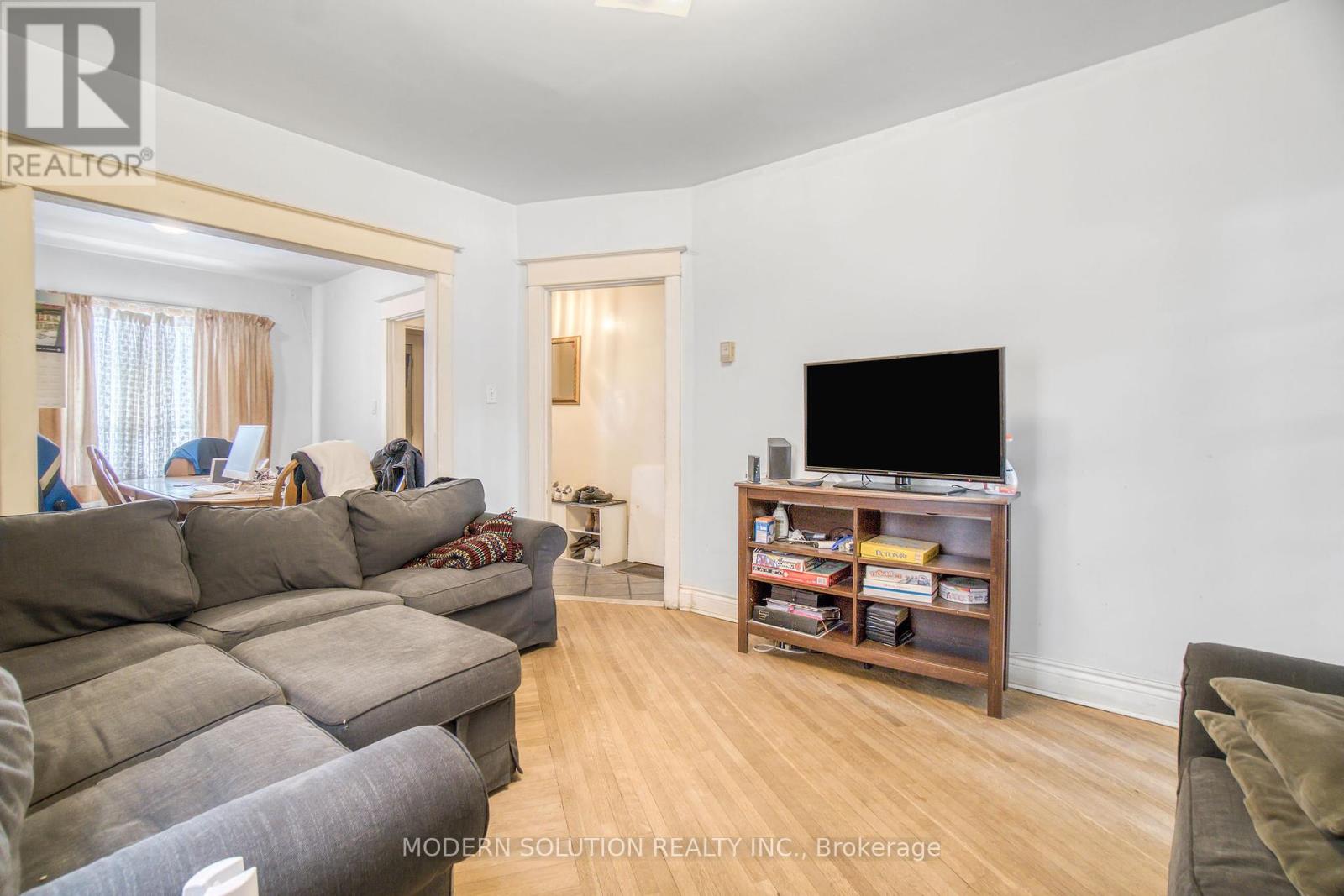 2 Rockwell Avenue, Toronto, Ontario  M6N 1N3 - Photo 8 - W12366109