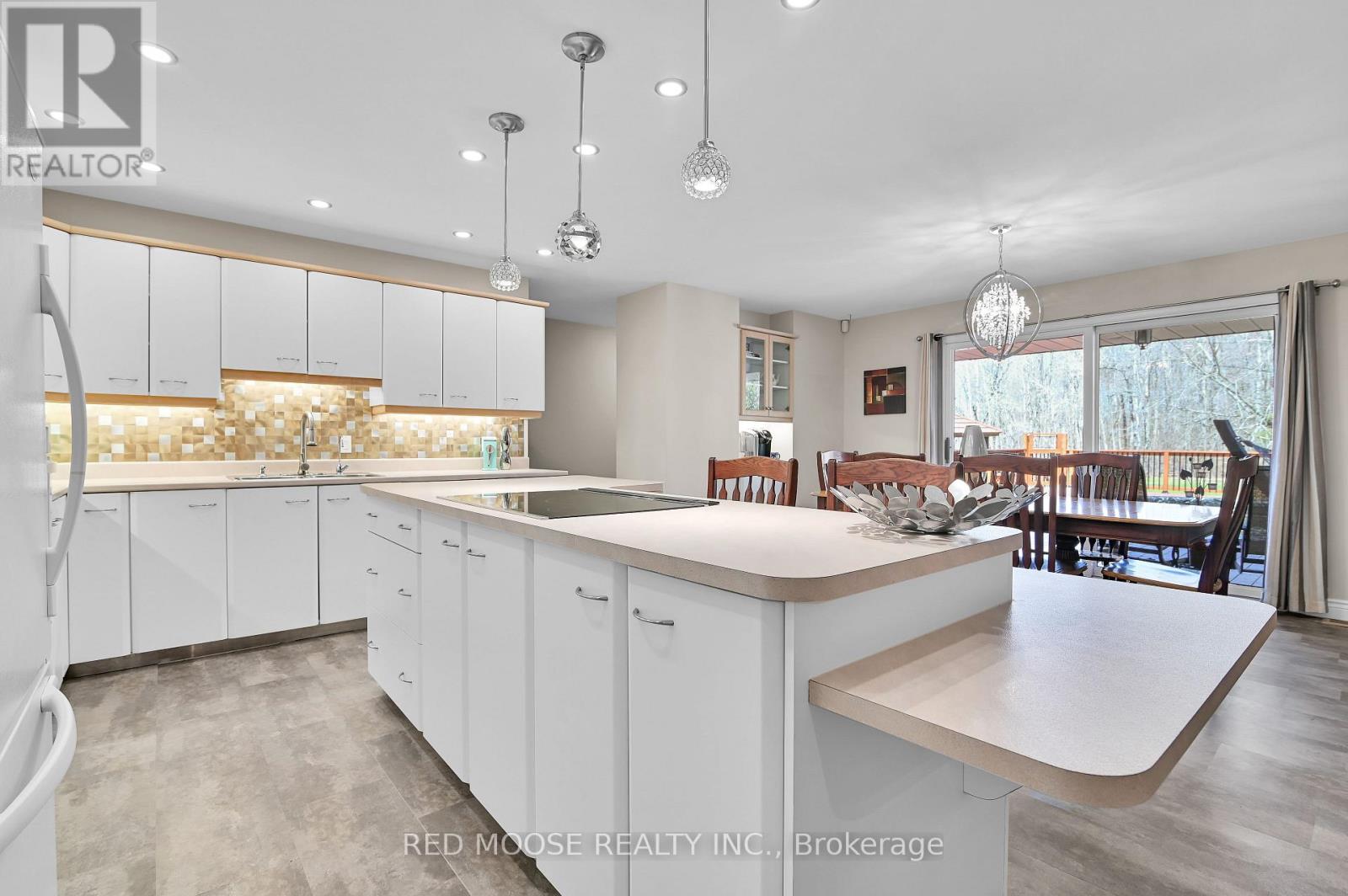 9859 Russell Road, Ottawa, Ontario  K4B 1R8 - Photo 11 - X12114329