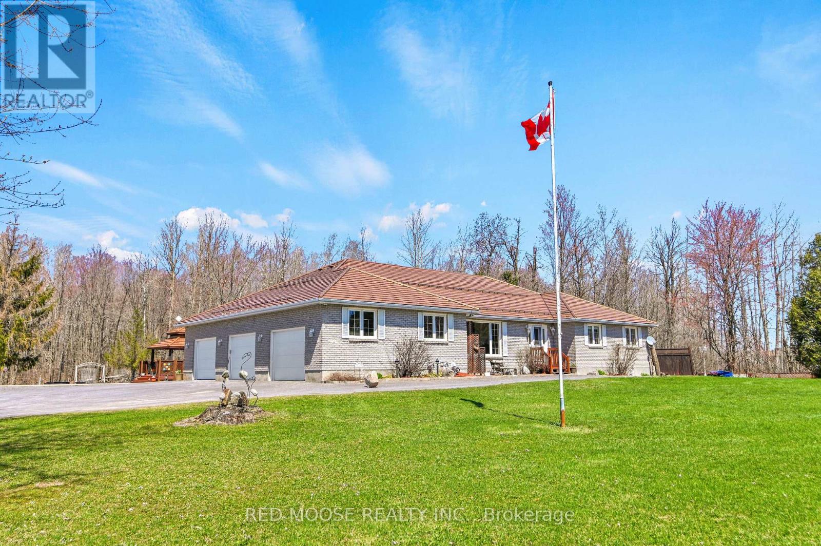 9859 Russell Road, Ottawa, Ontario  K4B 1R8 - Photo 2 - X12114329