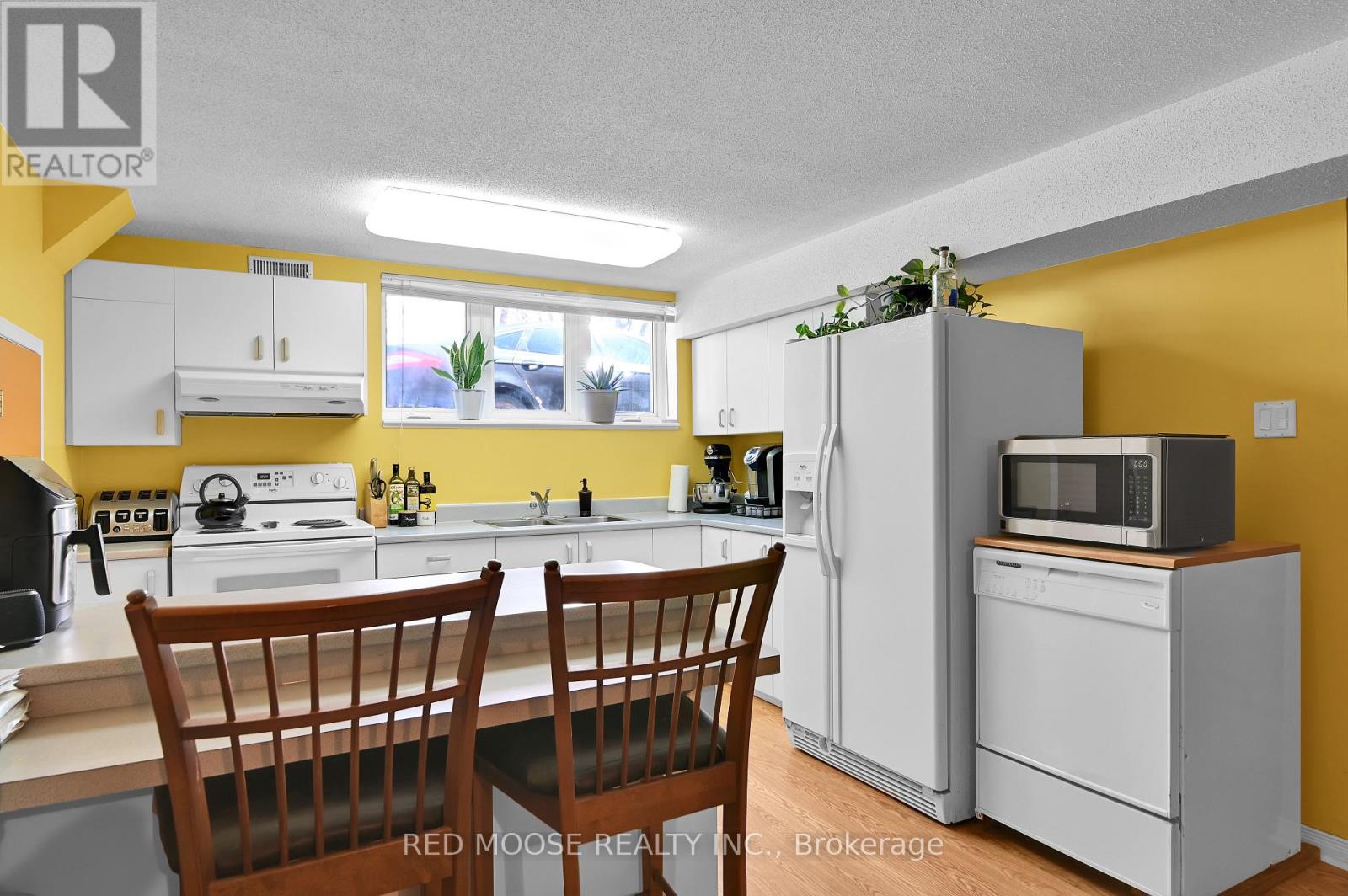 9859 Russell Road, Ottawa, Ontario  K4B 1R8 - Photo 33 - X12114329