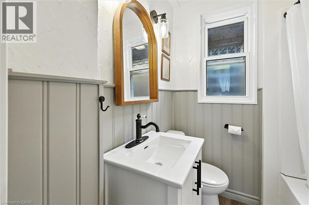 17 Cameron Avenue N, Hamilton, Ontario  L8H 4Y9 - Photo 26 - 40762480