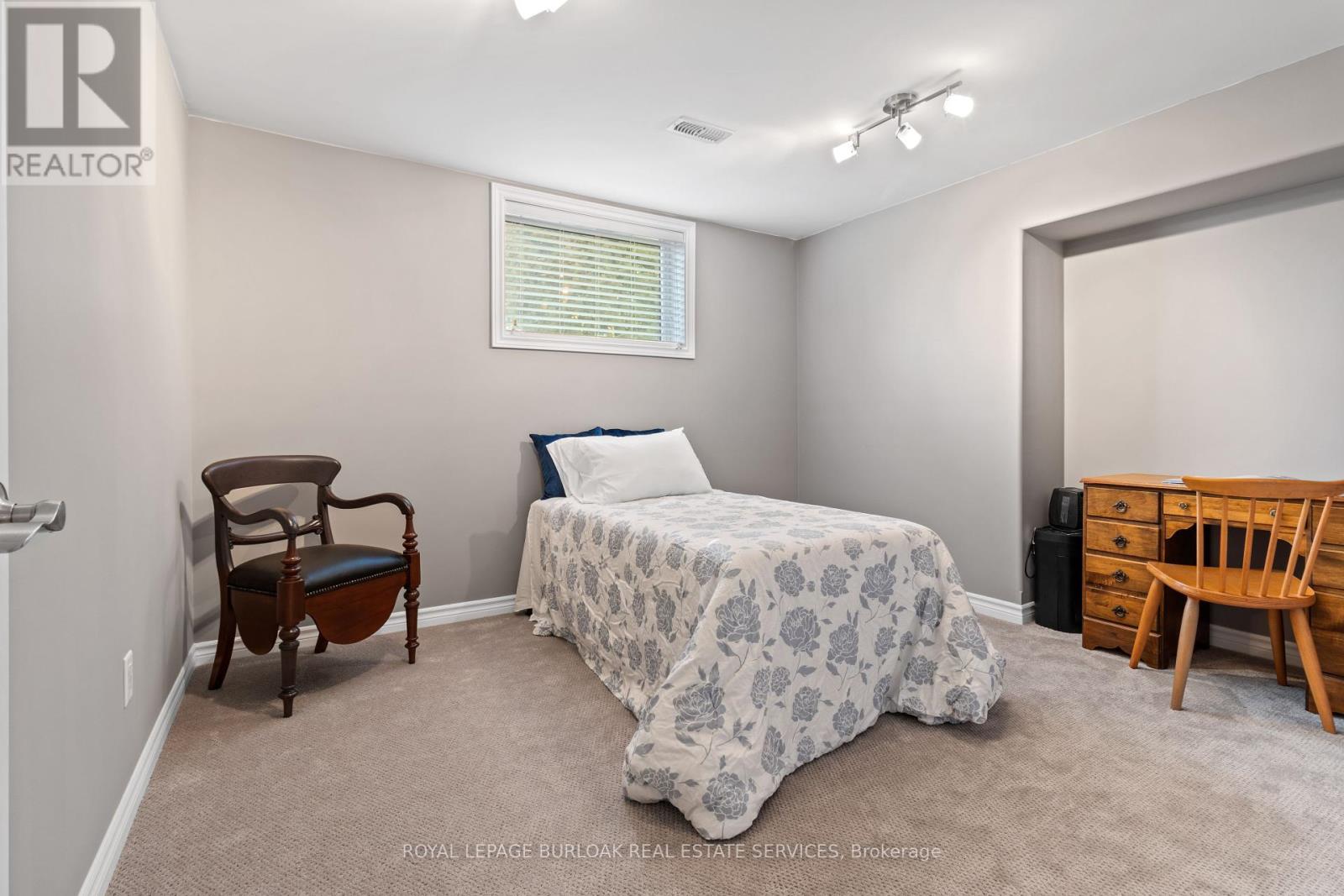 21 Farrow Road, Brantford, Ontario  N3T 5L7 - Photo 39 - X12366087